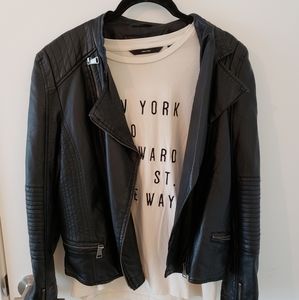 Vero Moda New York Cream T